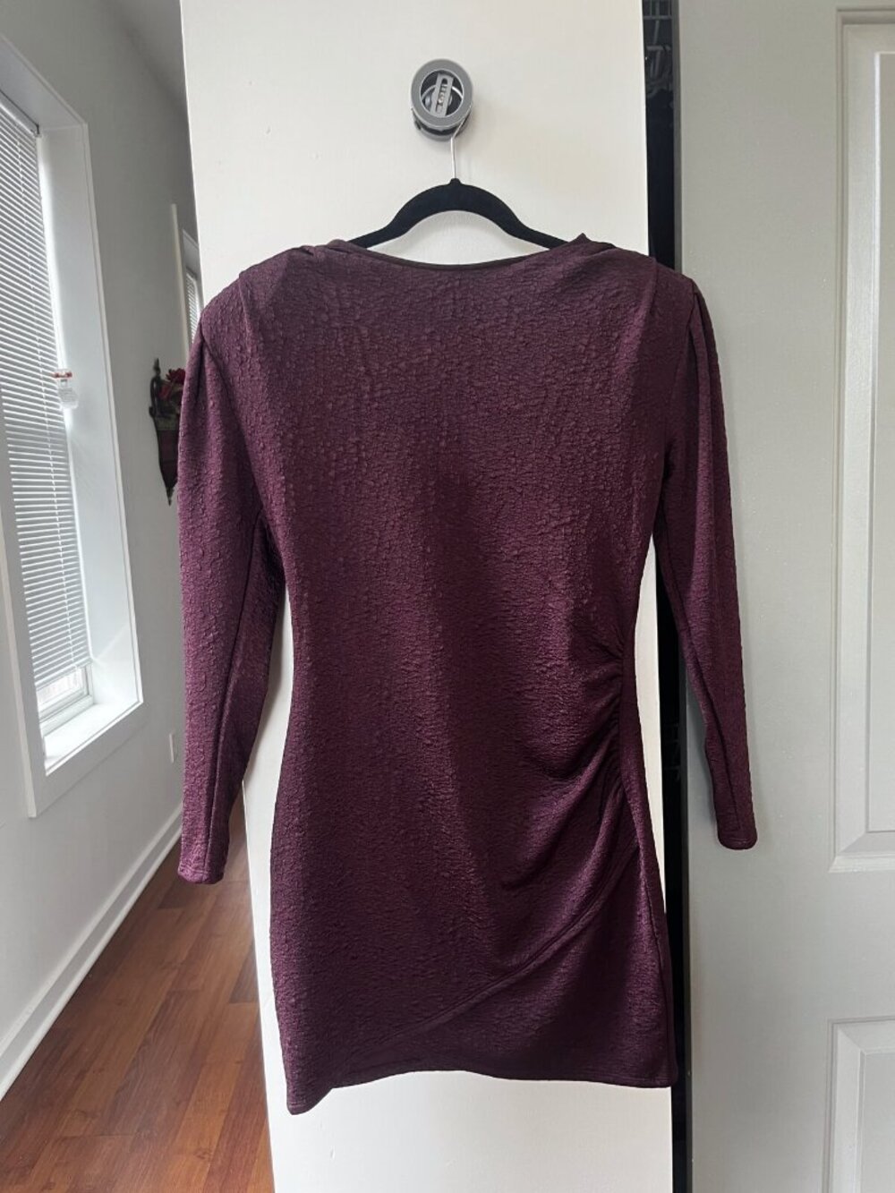 Express Burgundy Textured Shoulder Pad Bodycon Mini Dress Long Sleeve S